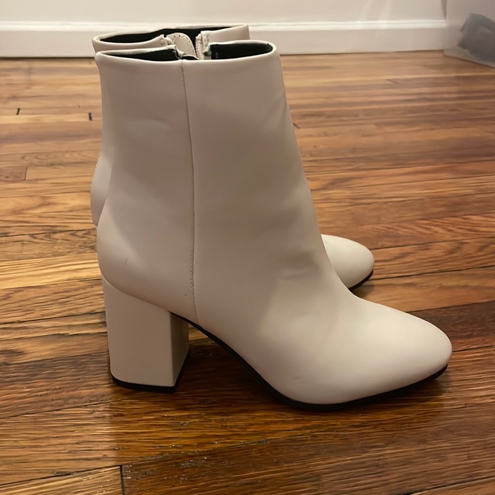 Brand new white ankle boots from Altered State